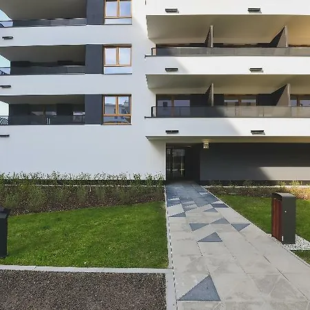 Apartment P&o Cybernetyki 8 *